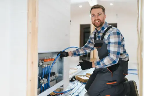 How to Choose a Good Electrician in Indianapolis: Complete Hiring Guide
