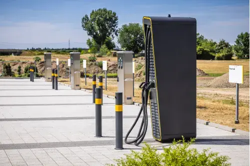 How Much Power Does Your Indianapolis Business REALLY Need for Commercial EV Chargers? A Practical Guide for Property Owners
